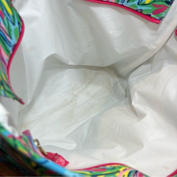 Lilly Pulitzer insulated market shopper, tote bag in bringing mermaid back print - Picture 10 of 10